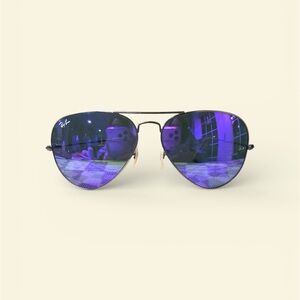 Ray-Ban Aviator Sunglasses with Vibrant Purple mirror Lenses